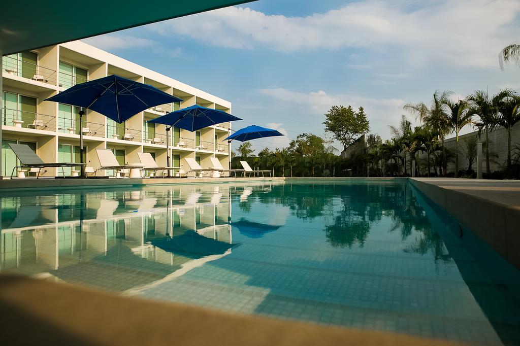 Hotel Aqua Spa & Resort มาร์ติเนซ เดอ ลา ทอเร ภายนอก รูปภาพ